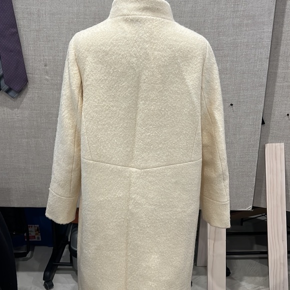 Cream boucle coat - Picture 7 of 12